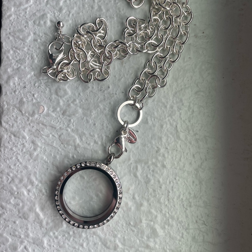 Origami Owl Necklace